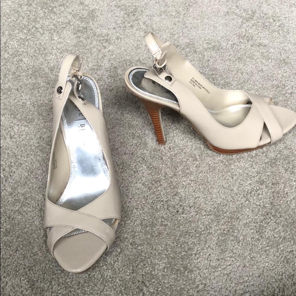 Nude patent leather sandal heels